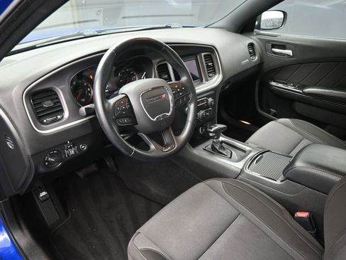 Used 2022 Dodge Charger SXT w/ Blacktop Package RWD image 18