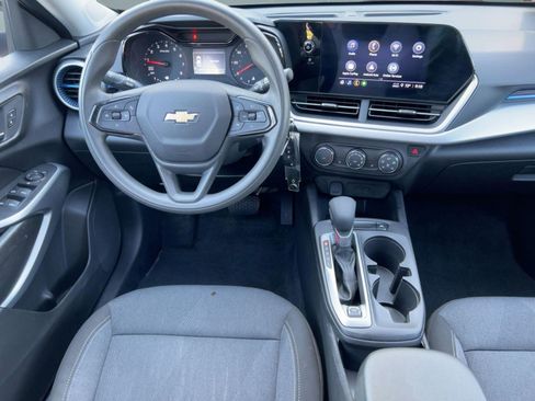 Certified 2024 Chevrolet Trax LS w/ LS Convenience Package image 28