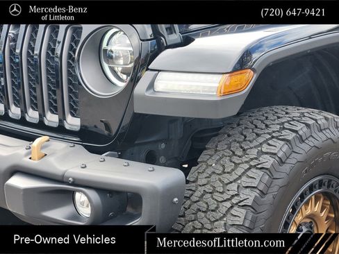 Used 2022 Jeep Wrangler Unlimited Rubicon AWD/4WD image 8