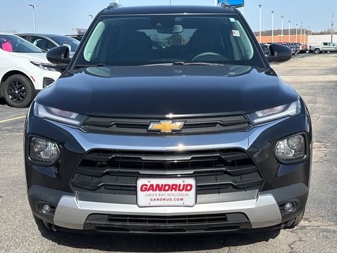 Used 2023 Chevrolet TrailBlazer LT w/ Convenience Package image 3