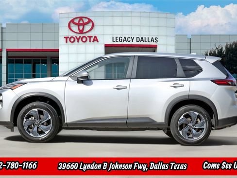 Used 2024 Nissan Rogue SV FWD image 5