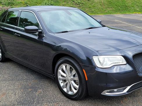 Used 2016 Chrysler 300 Limited w/ Driver Convenience Group AWD/4WD image 2