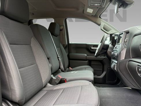 Used 2023 Chevrolet Silverado 1500 Custom image 9