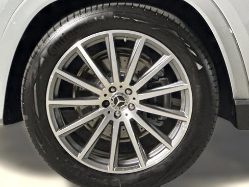 New 2025 Mercedes-Benz GLS 450 4MATIC image 12