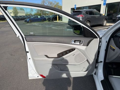 Used 2015 Kia Optima EX w/ EX Premium Package FWD image 26