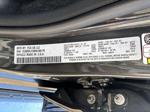 Used 2024 RAM 1500 Laramie image 21