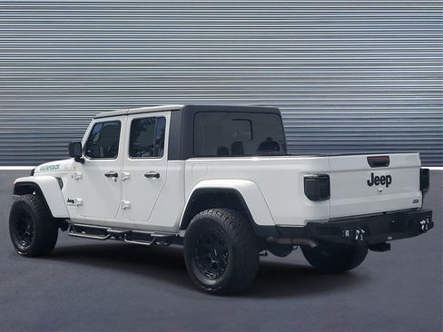 Used 2022 Jeep Gladiator Overland w/ Popular Equipment Package image 4