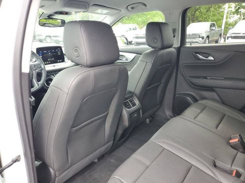 Used 2025 Chevrolet Blazer LT FWD image 29
