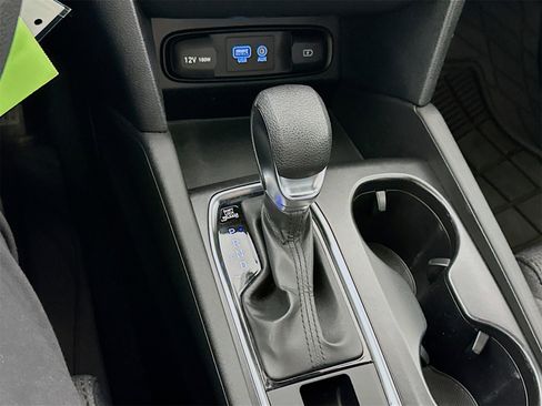 Used 2019 Hyundai Santa Fe SE image 17