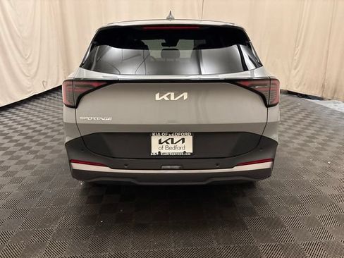 Certified 2026 Kia Sportage EX FWD image 6