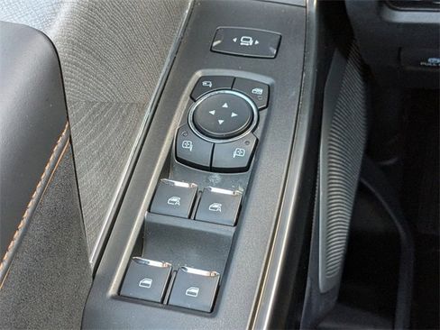 Used 2024 Ford F250 Platinum image 36