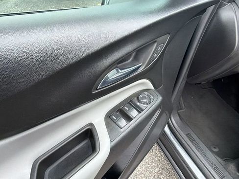 Certified 2022 Chevrolet Equinox LS w/ LS Convenience Package image 12