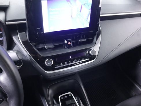 Used 2025 Toyota Corolla SE FWD image 15