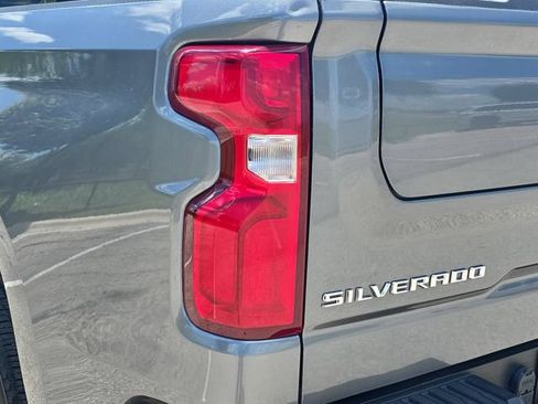 Used 2022 Chevrolet Silverado 1500 Custom RWD image 34