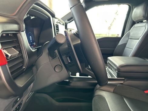 Used 2025 Ford F150 Raptor image 43