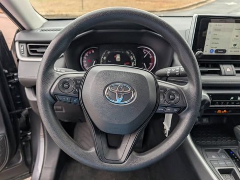 Used 2024 Toyota RAV4 LE image 19