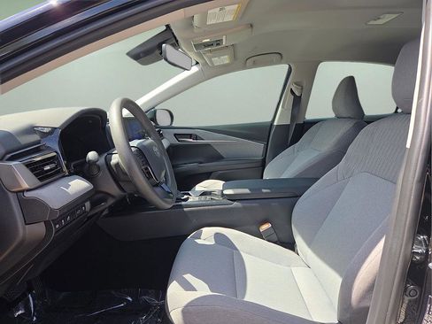 Certified 2025 Toyota Camry LE w/ Convenience Package FWD image 20