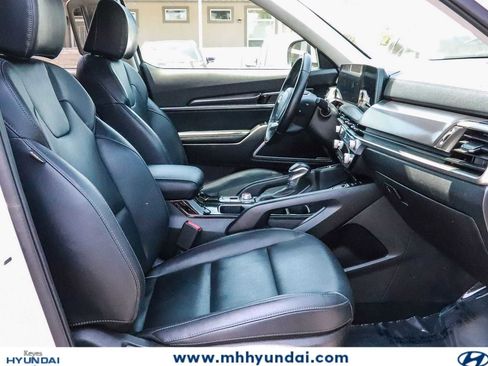 Used 2023 Kia Telluride S w/ S Sunroof Package AWD/4WD image 16