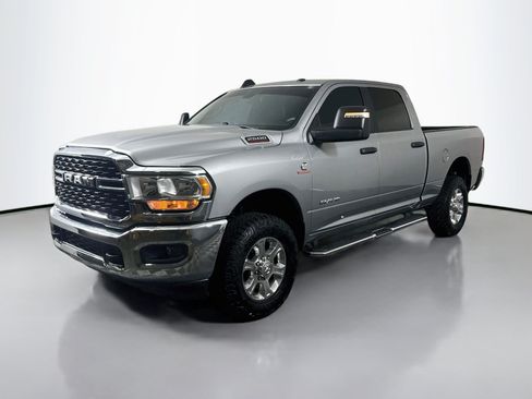 Used 2024 RAM 2500 Big Horn AWD/4WD image 4