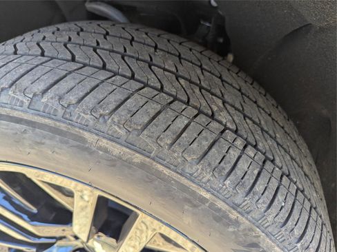 Used 2023 Chevrolet Tahoe RST w/ Luxury Package image 11