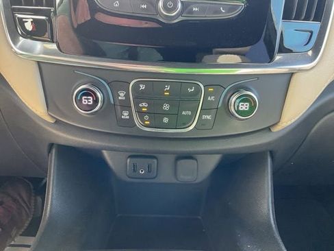 Used 2023 Chevrolet Traverse LS w/ Safety Package image 25