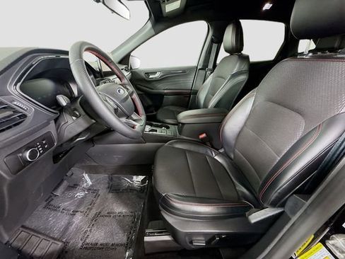 Used 2025 Ford Escape ST-Line image 19