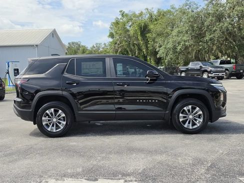 New 2027 Chevrolet Equinox LT FWD image 3