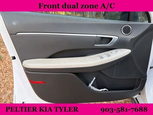 Used 2022 Hyundai Sonata SEL image 17