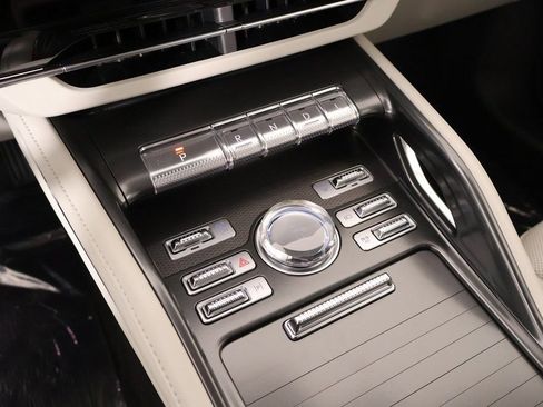 New 2026 Lincoln Nautilus Premier w/ Jet Appearance Package AWD/4WD image 8