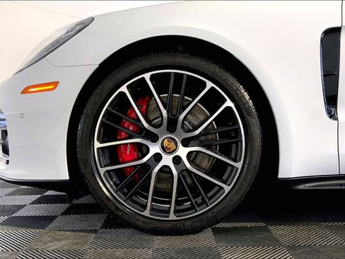 Certified 2023 Porsche Panamera GTS AWD/4WD image 11