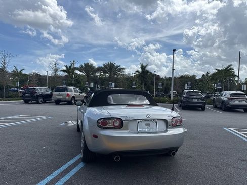 Used 2007 MAZDA MX-5 Miata Touring image 6