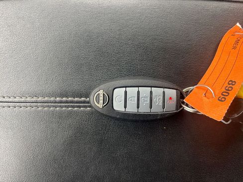 Used 2025 Nissan Altima 2.5 SV image 27