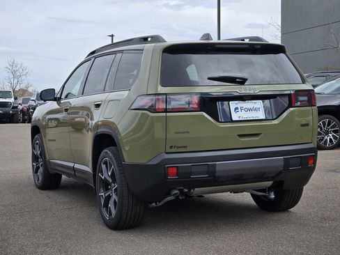 New 2026 Jeep Cherokee Overland w/ Trailer Tow Group AWD/4WD image 4