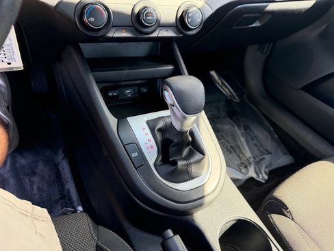 Used 2024 Kia Forte LXS FWD image 27