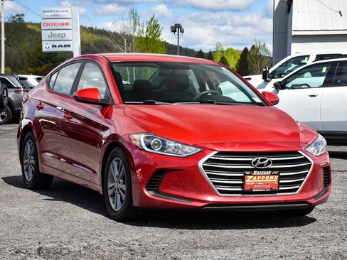 Used 2018 Hyundai Elantra SEL FWD image 1