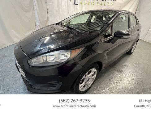 Used 2014 Ford Fiesta SE image 3