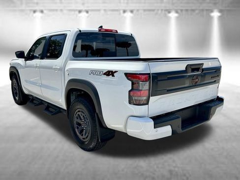 Certified 2025 Nissan Frontier PRO-4X AWD/4WD image 9