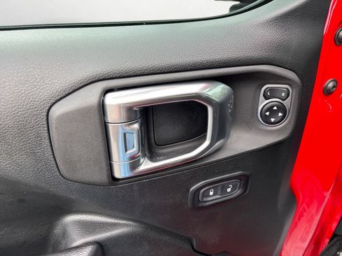 Used 2021 Jeep Wrangler Sport AWD/4WD image 23