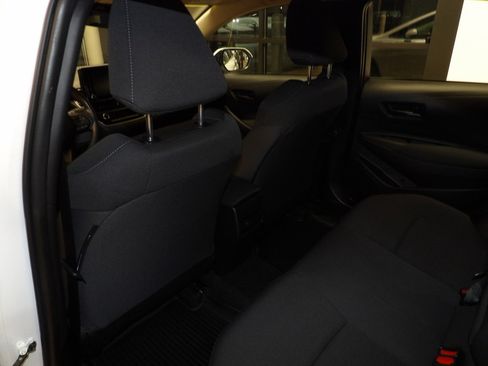 Used 2022 Toyota Corolla LE image 21