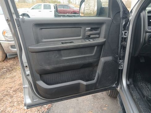 Used 2022 RAM 3500 Tradesman w/ Chrome Appearance Group image 25