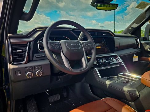 New 2026 GMC Sierra 3500 Denali Ultimate AWD/4WD image 18