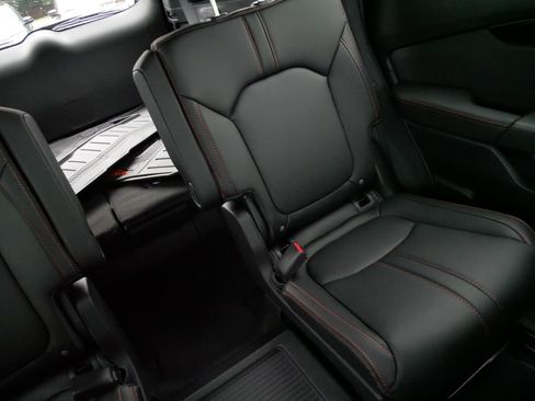 Used 2026 Honda Pilot TrailSport image 14