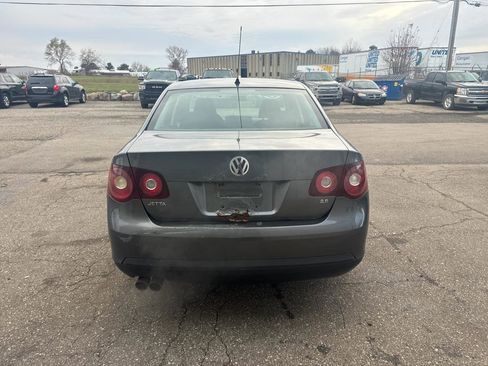 Used 2009 Volkswagen Jetta S FWD image 6