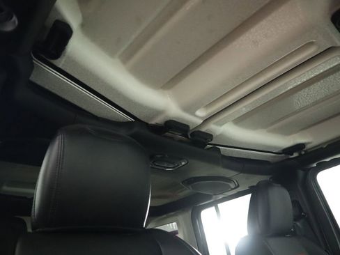 Used 2020 Jeep Wrangler Unlimited Rubicon image 19