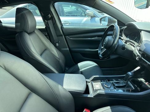 Used 2023 MAZDA MAZDA3 s FWD image 8