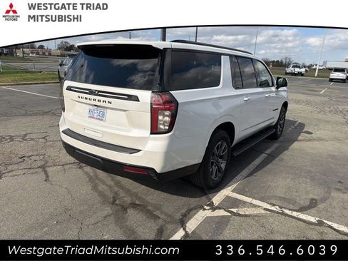 Used 2023 Chevrolet Suburban Z71 w/ Luxury Package AWD/4WD image 8