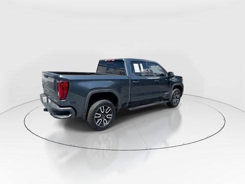 Used 2021 GMC Sierra 1500 AT4 w/ AT4 Value Package AWD/4WD image 8