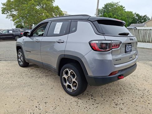 Used 2022 Jeep Compass Trailhawk w/ Sun and Sound Group AWD/4WD image 4