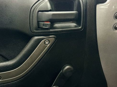 Used 2016 Jeep Wrangler Sport w/ Quick Order Package 24S image 15