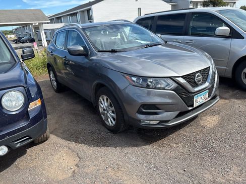 Used 2022 Nissan Rogue Sport SV AWD/4WD image 3